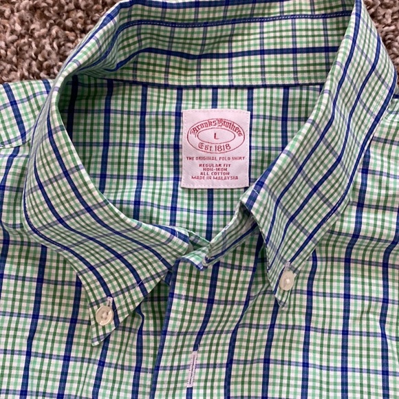 Brooks Brothers L Button Up - Picture 2 of 2